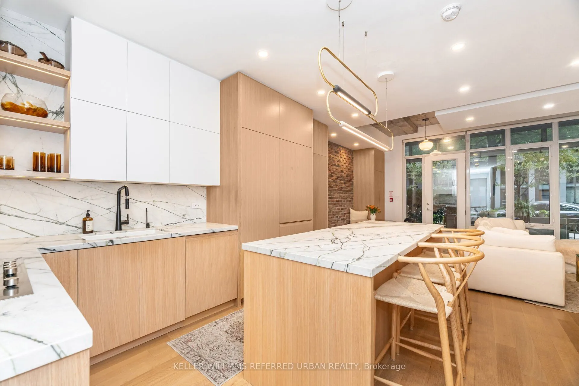 20 Stewart Street #103