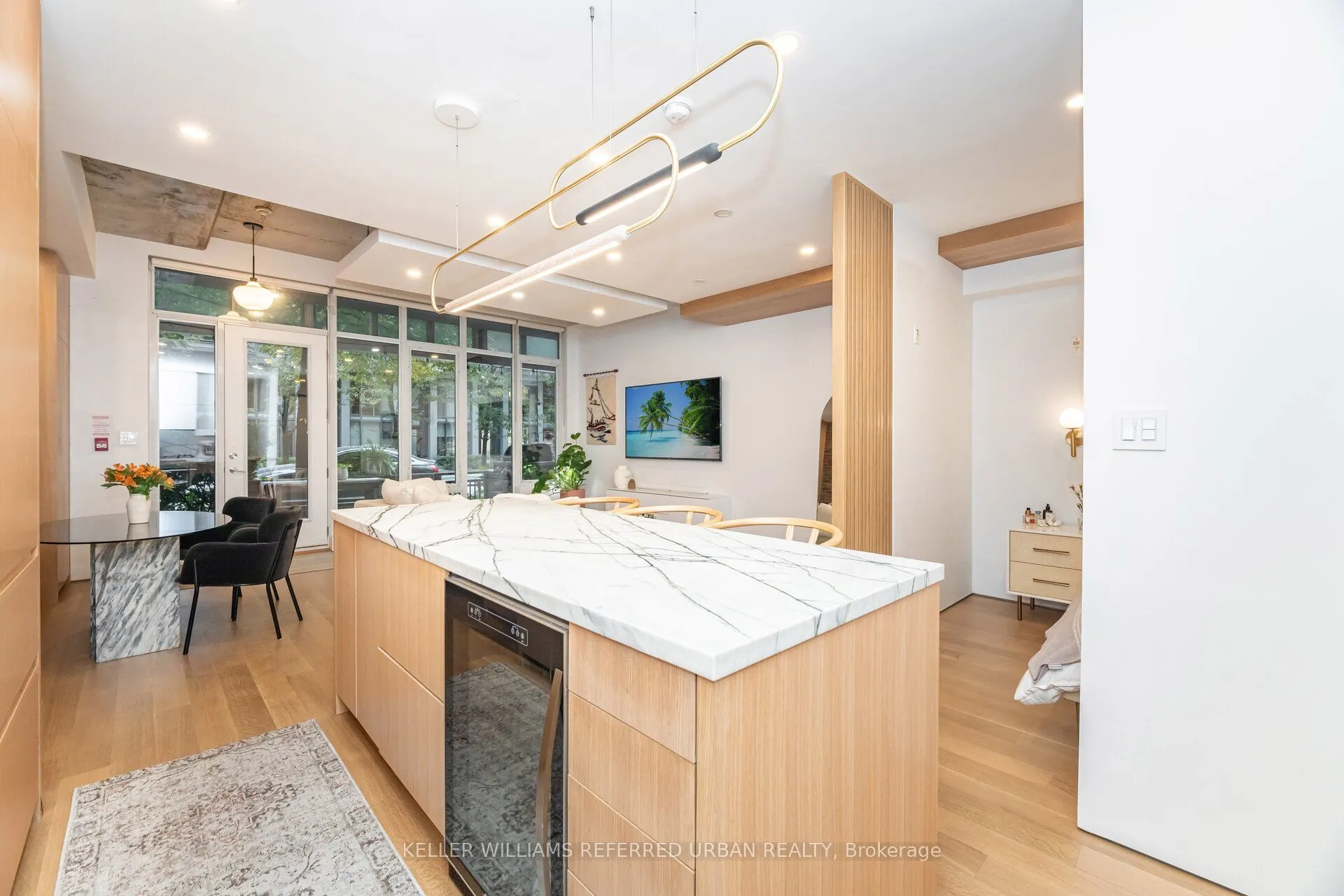 20 Stewart Street #103