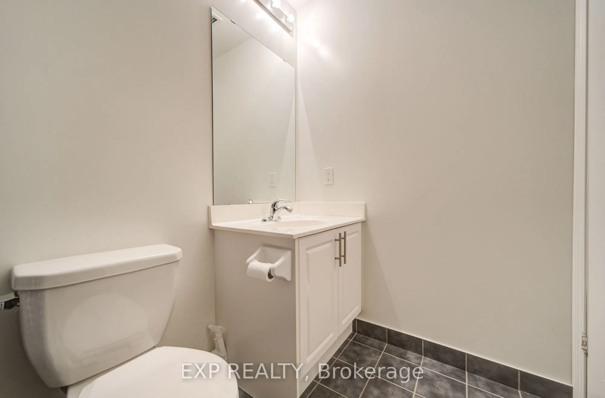 133 Wynford Drive #808