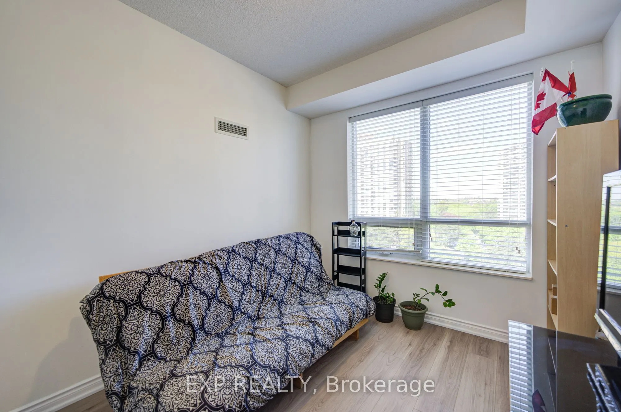 133 Wynford Drive #808