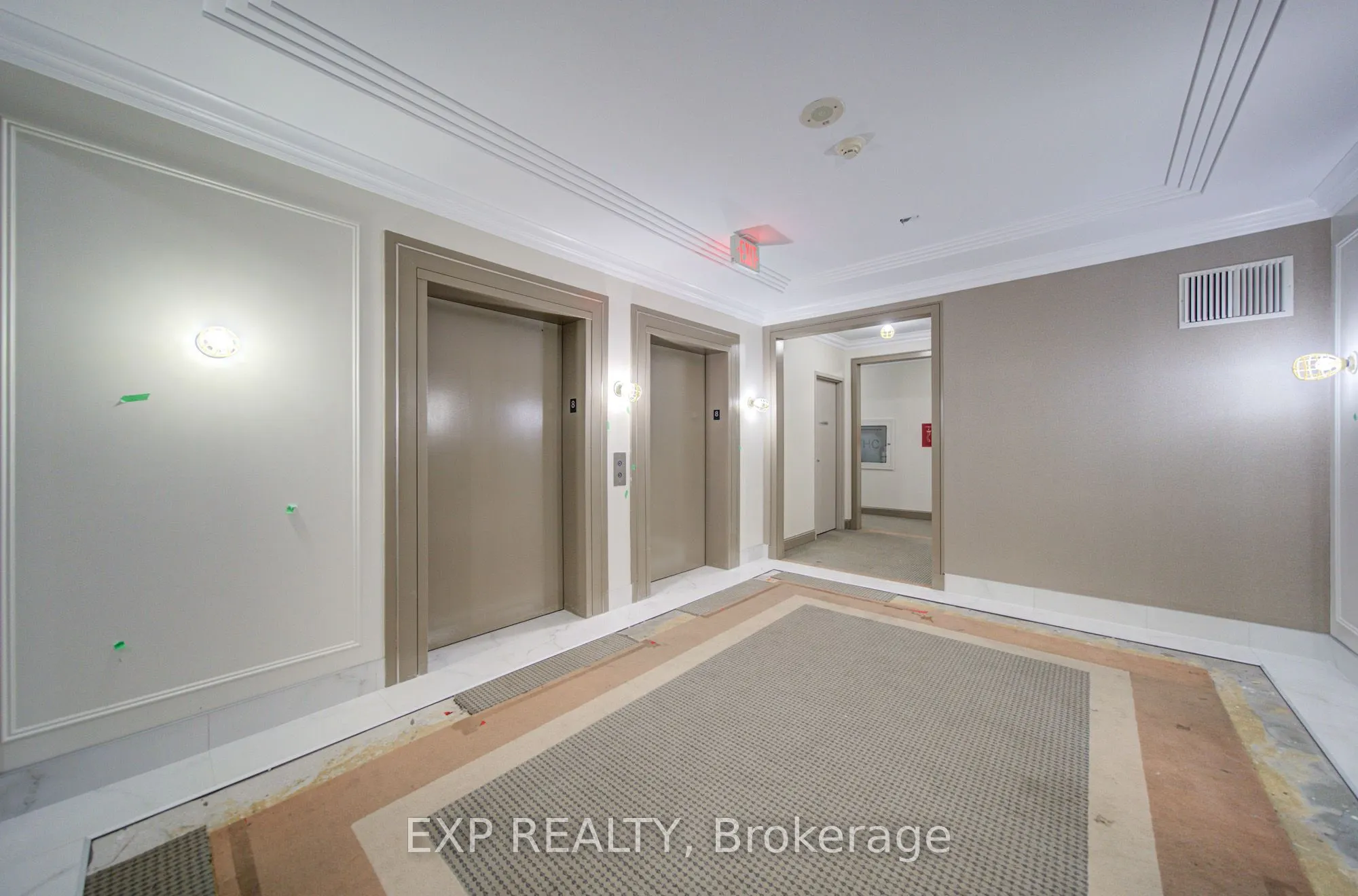 133 Wynford Drive #808