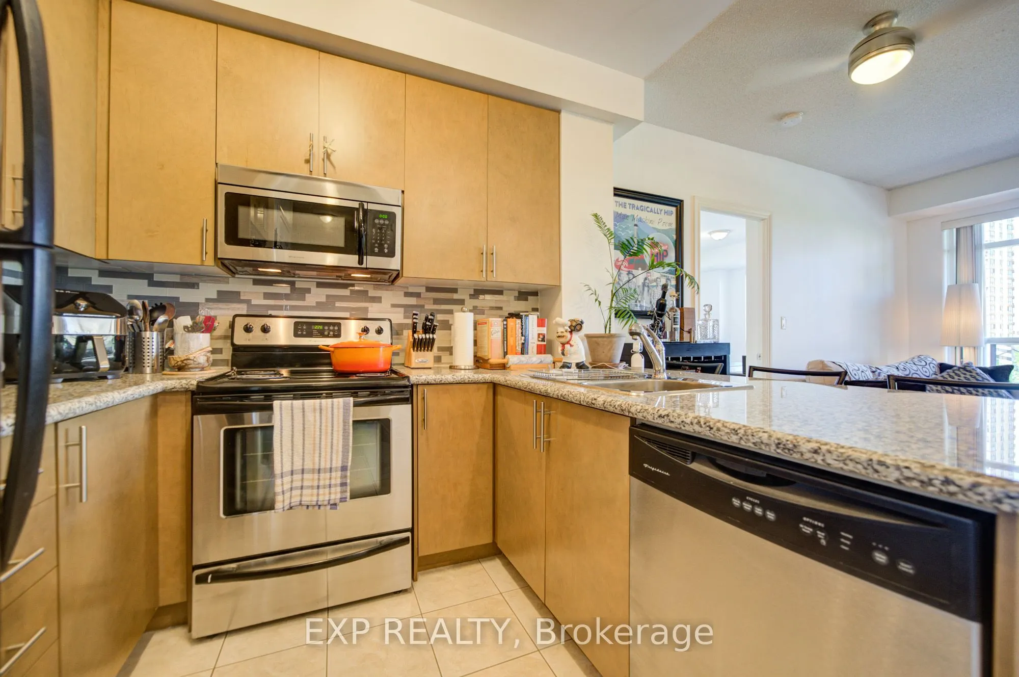 133 Wynford Drive #808