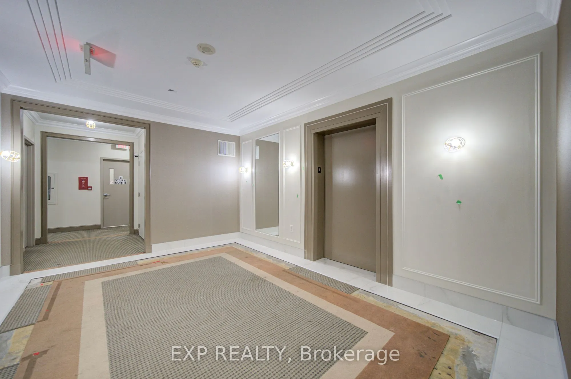 133 Wynford Drive #808