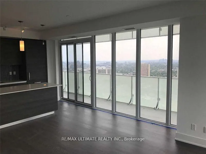 200 Bloor Street W #2806