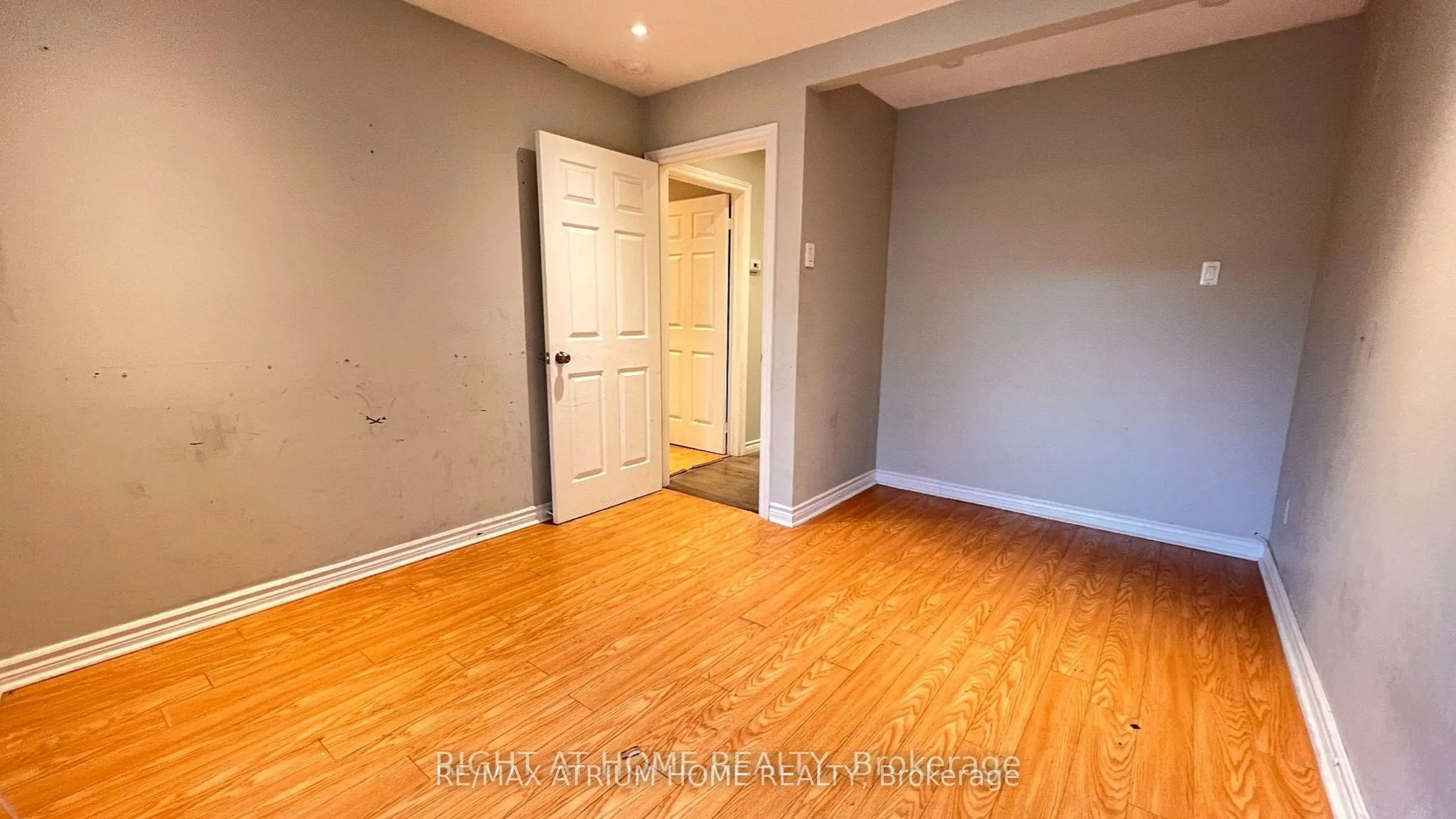 6024 Yonge Street #2nd B