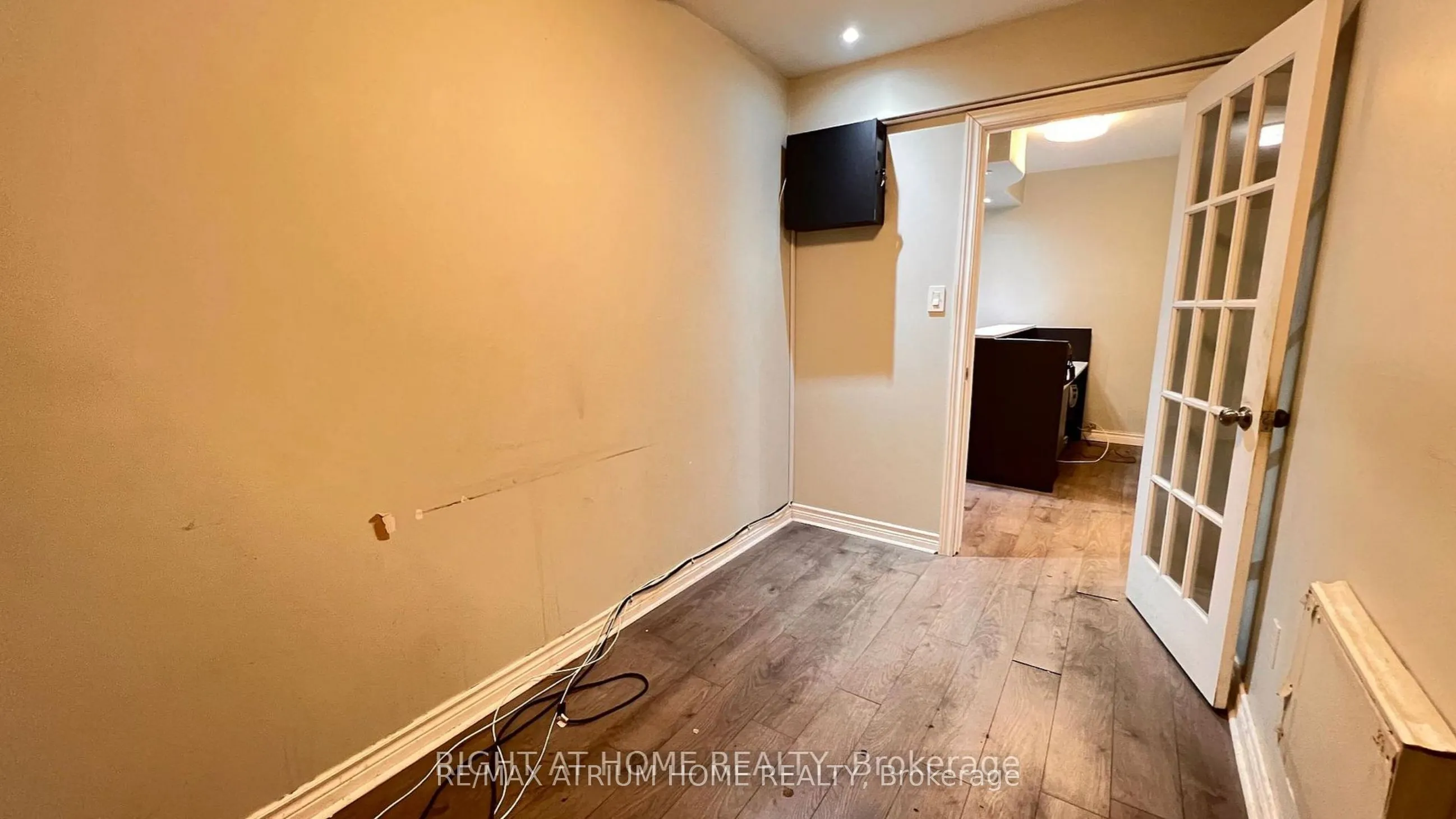 6024 Yonge Street #2nd B