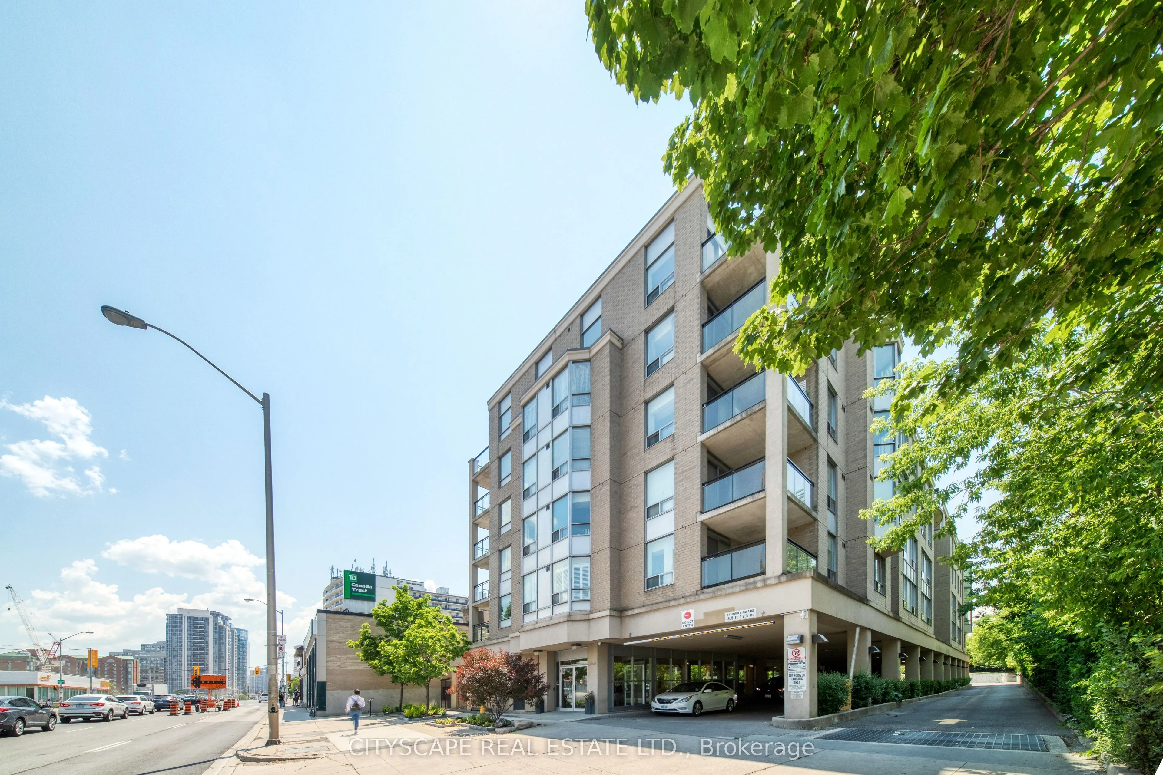 5940 Yonge Street #609