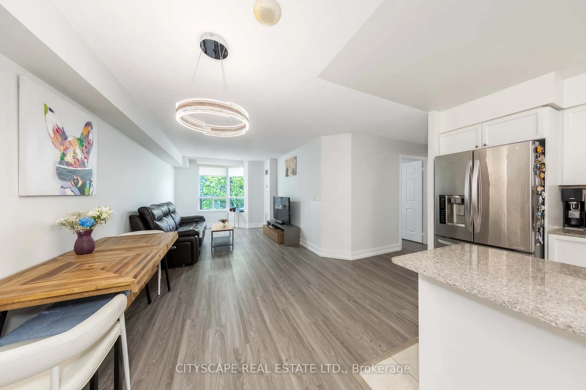 5940 Yonge Street #609