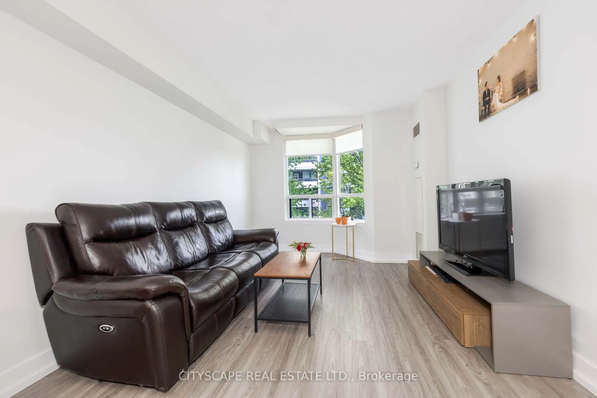 5940 Yonge Street #609