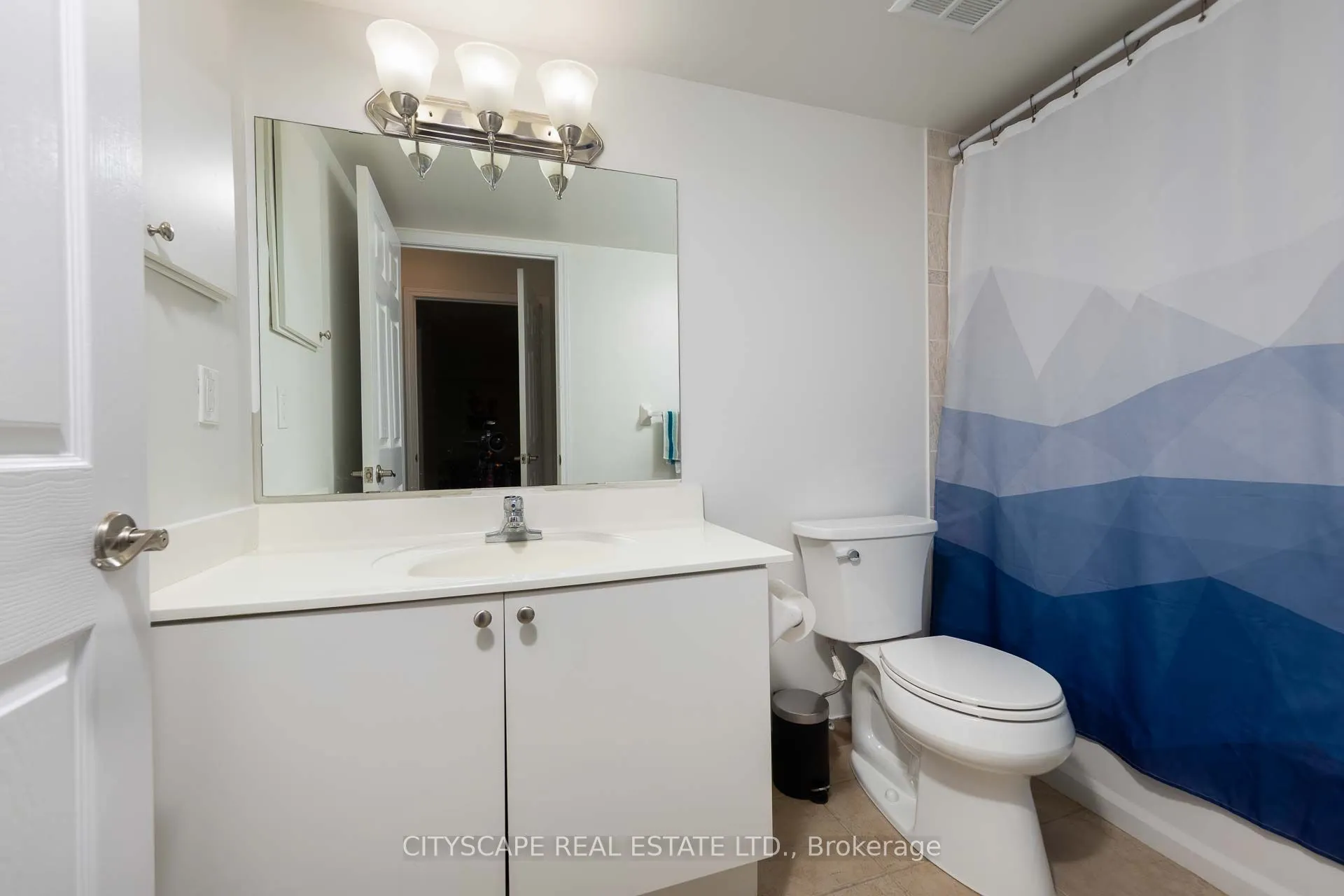 5940 Yonge Street #609