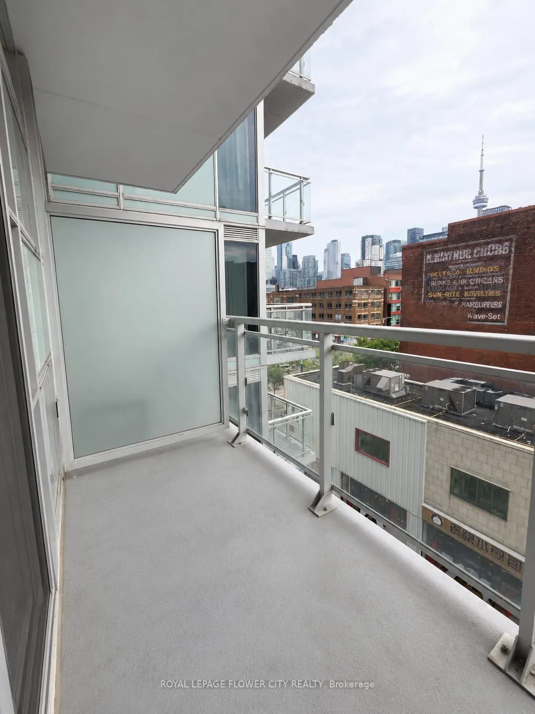 10 Willison Square #607