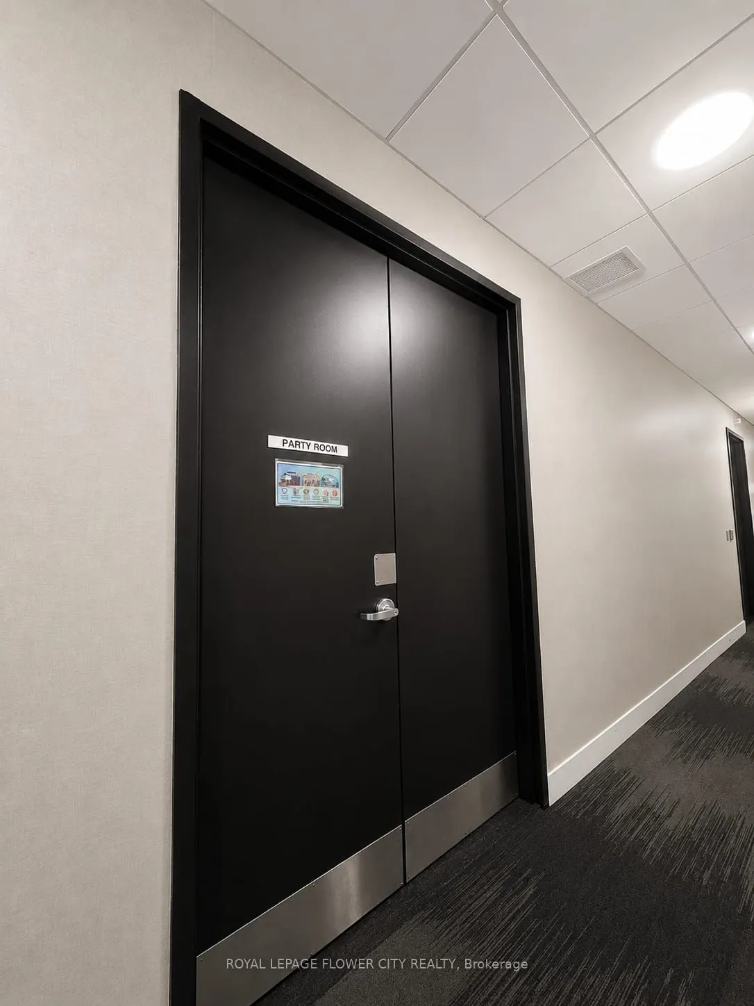 10 Willison Square #607