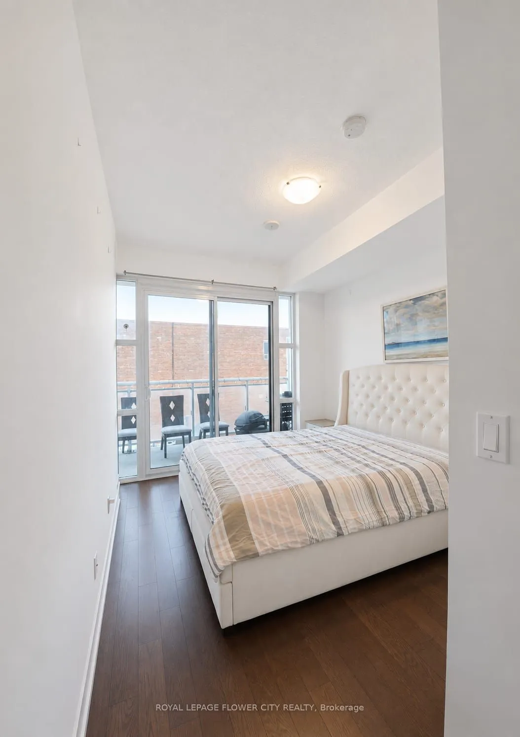 10 Willison Square #607