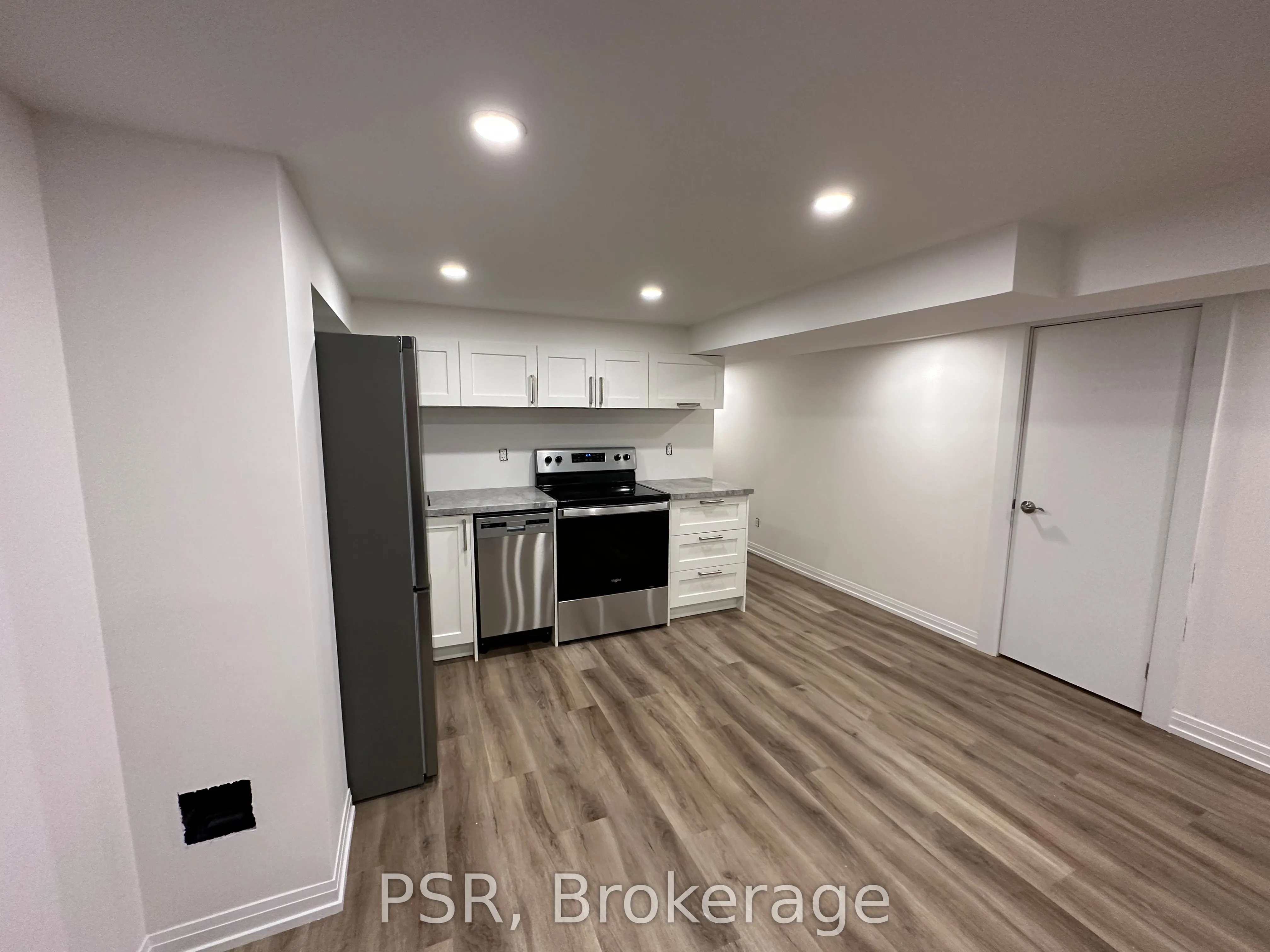 25 Coulson Avenue #Lower