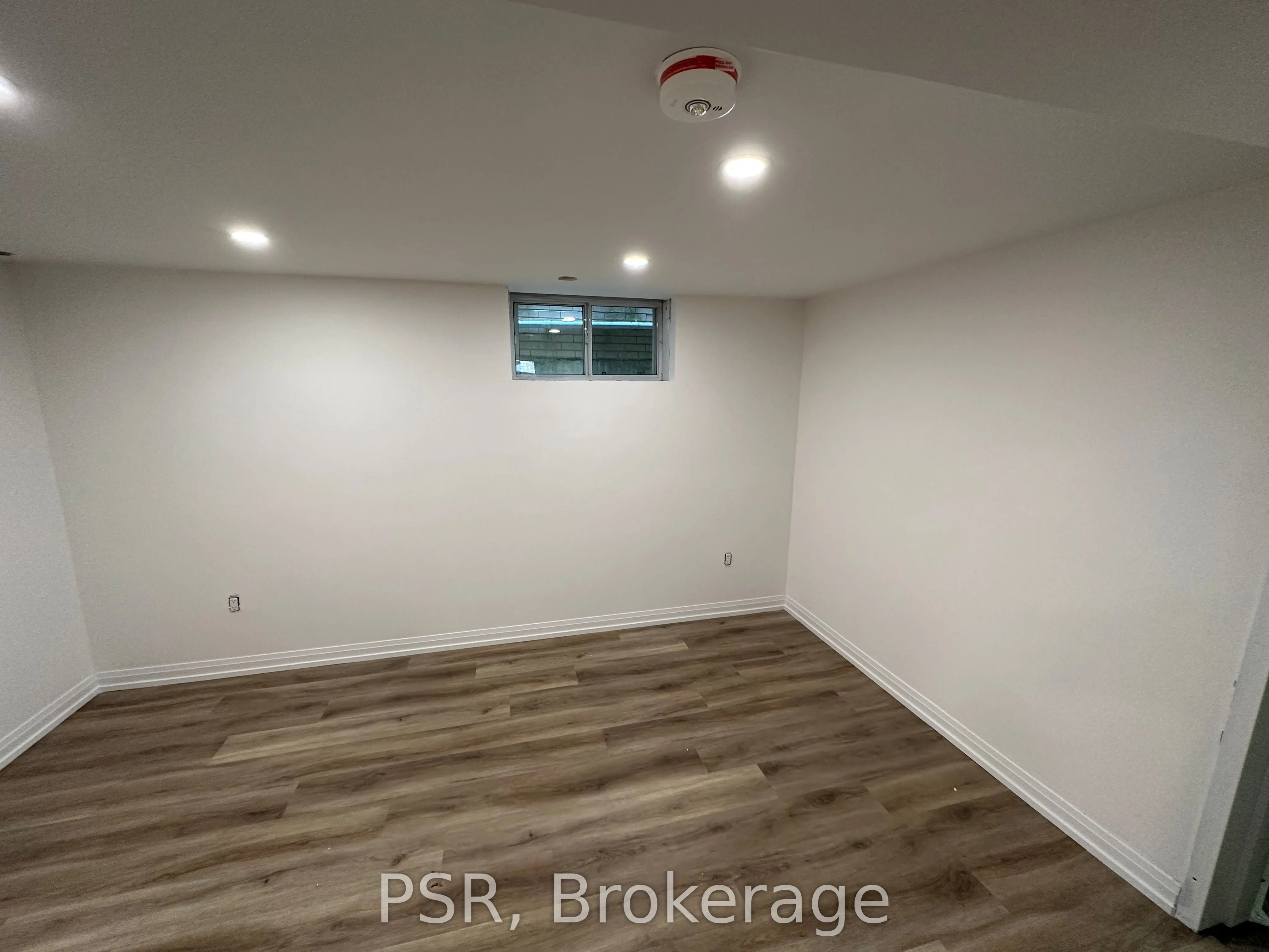 25 Coulson Avenue #Lower