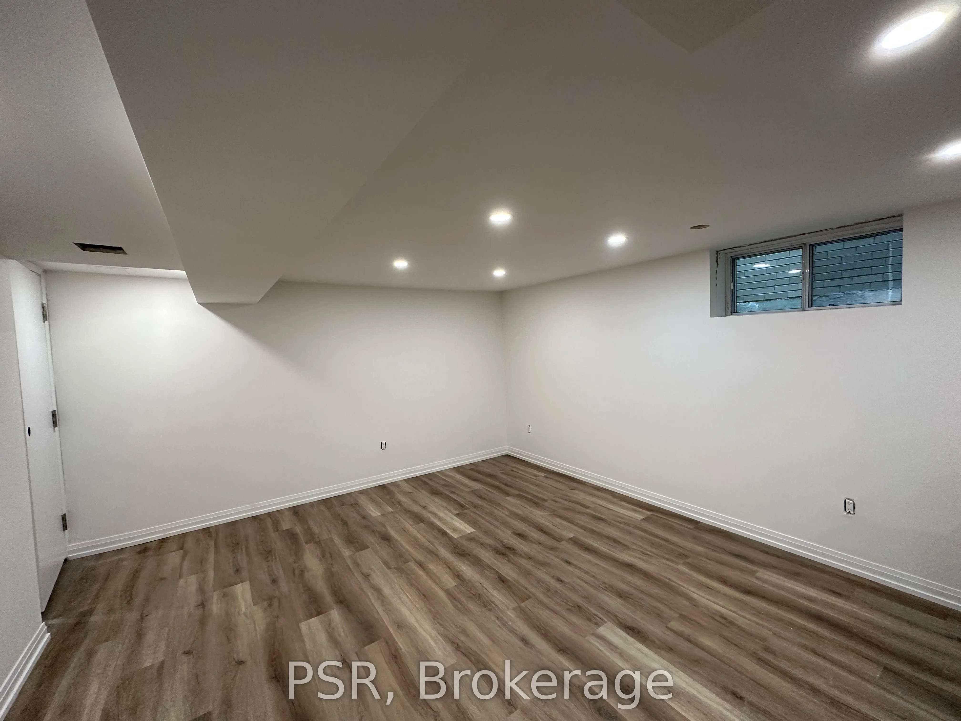 25 Coulson Avenue #Lower