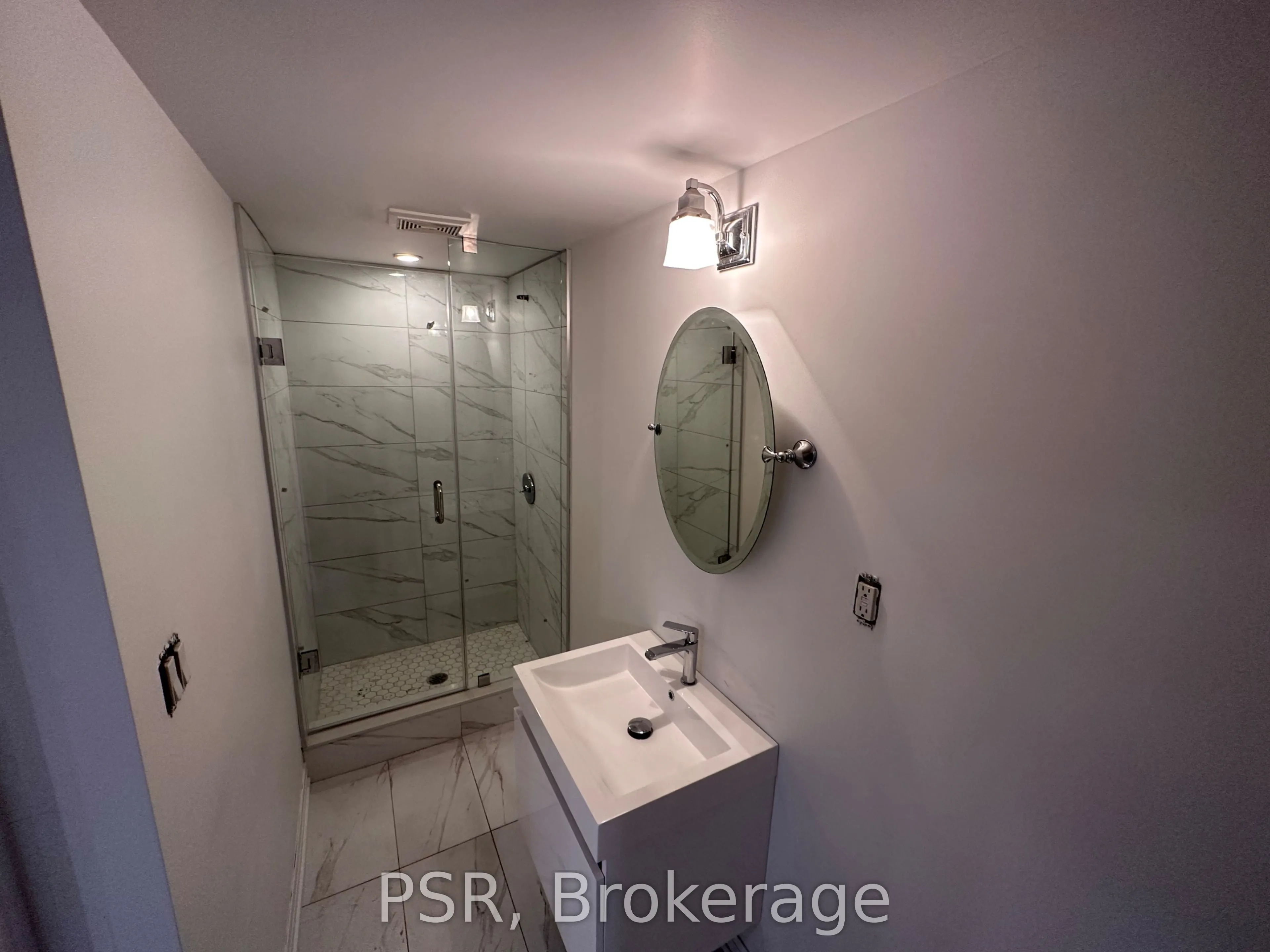 25 Coulson Avenue #Lower