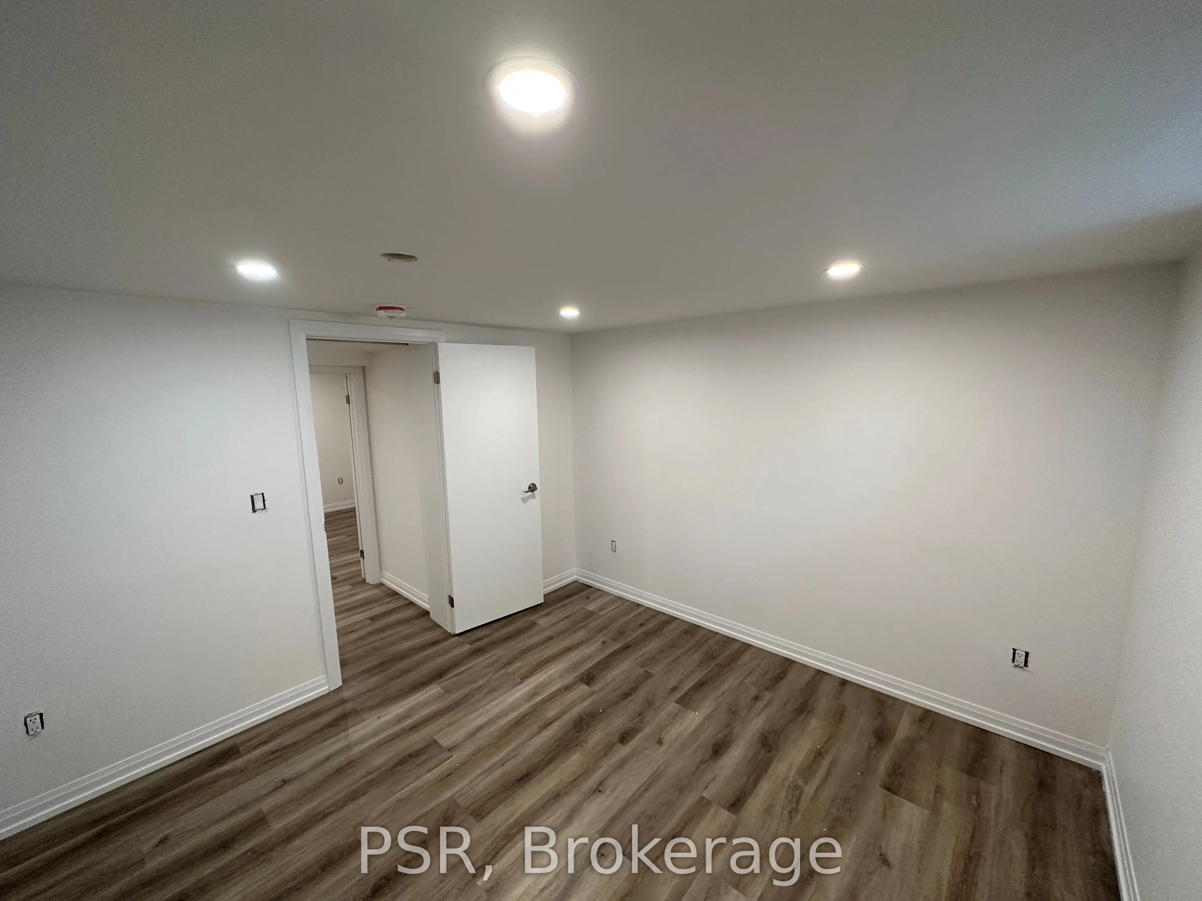 25 Coulson Avenue #Lower