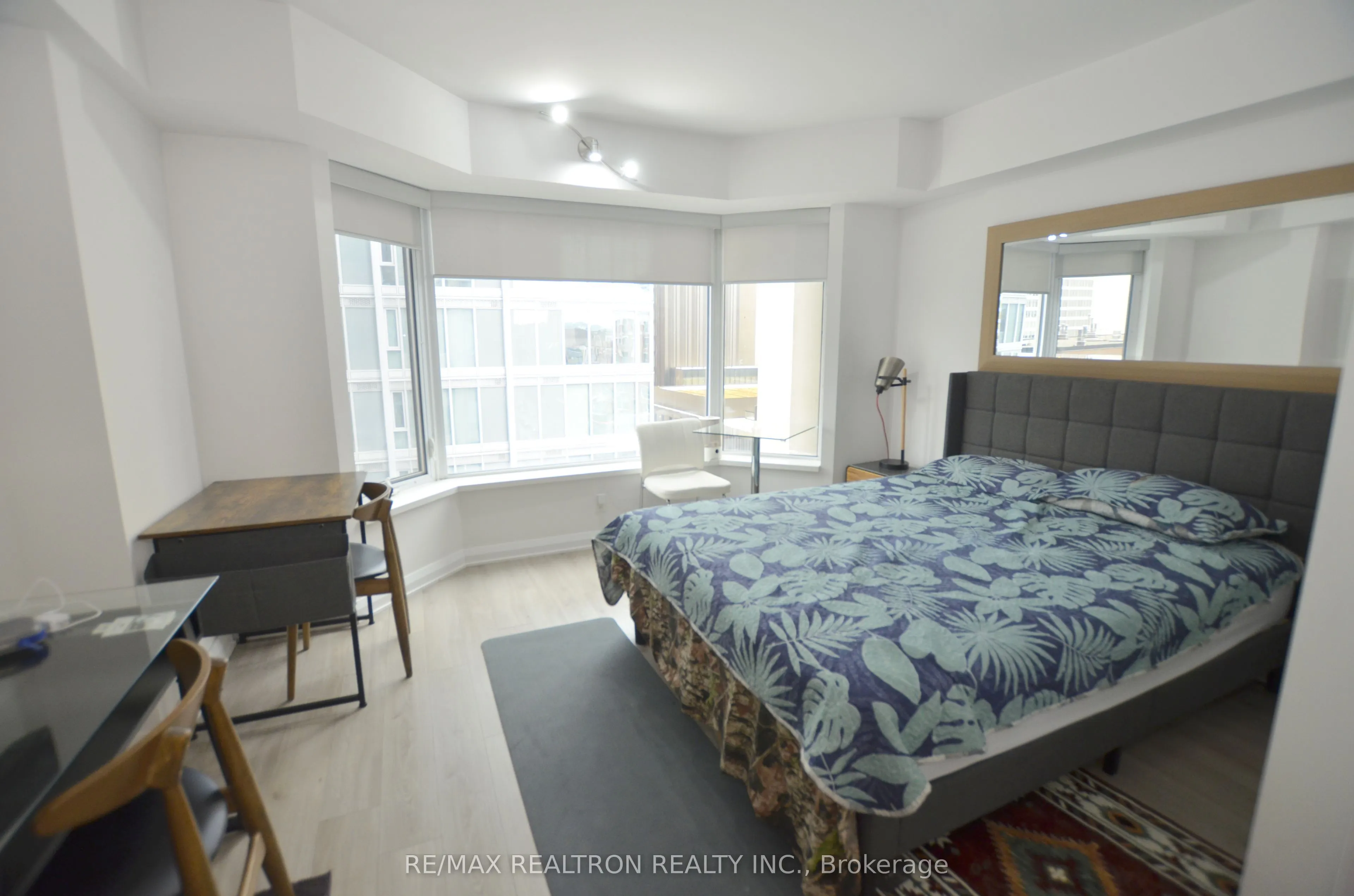 155 Yorkville Avenue #713