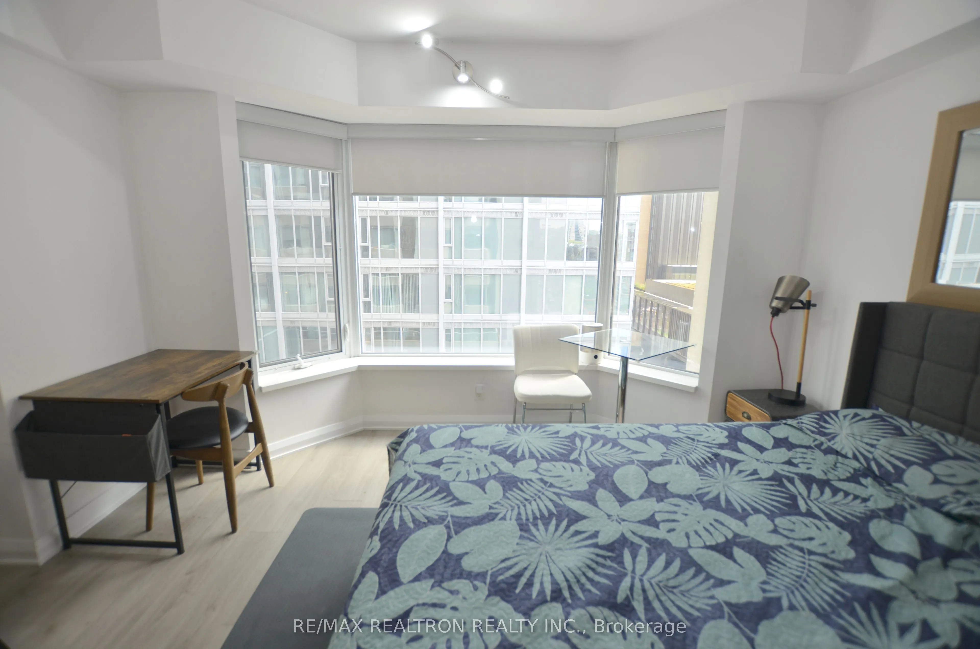 155 Yorkville Avenue #713