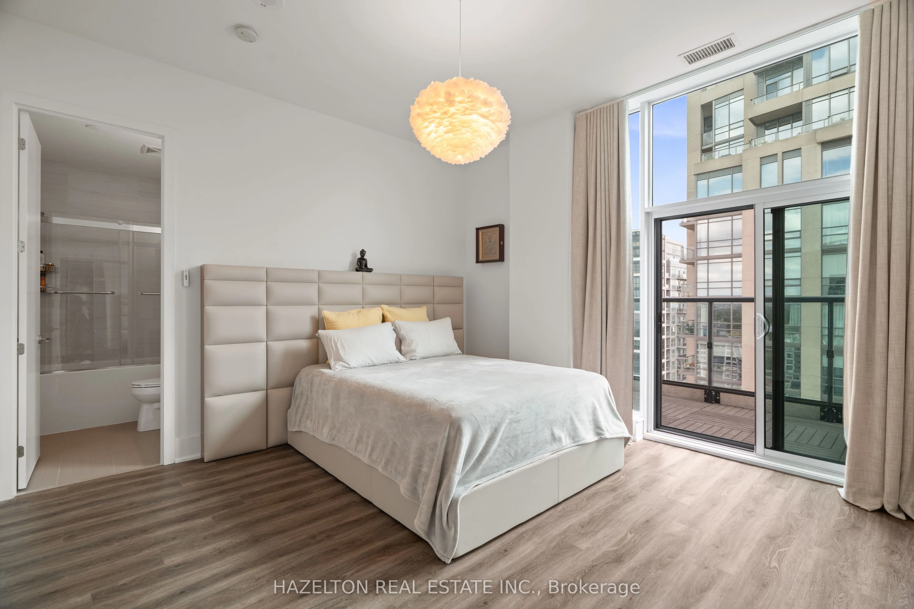 1486 Bathurst Street #1802