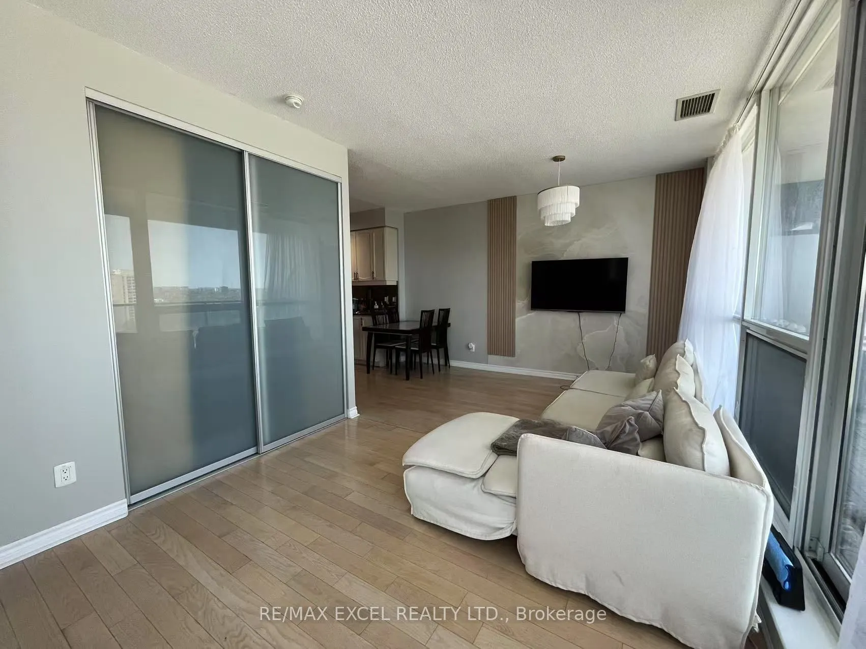 2885 Bayview Avenue #1126