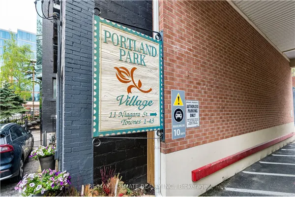 11 Niagara Street #14