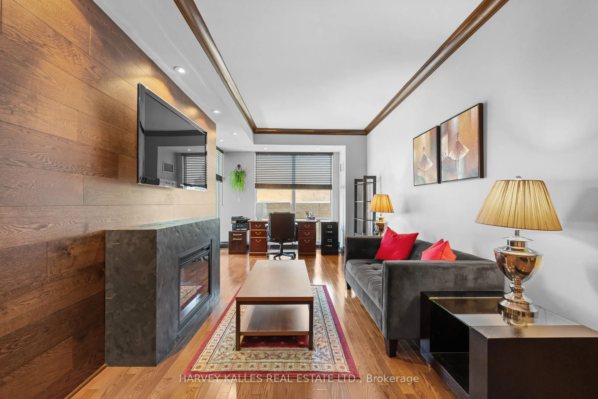 300 Bloor Street E #2701