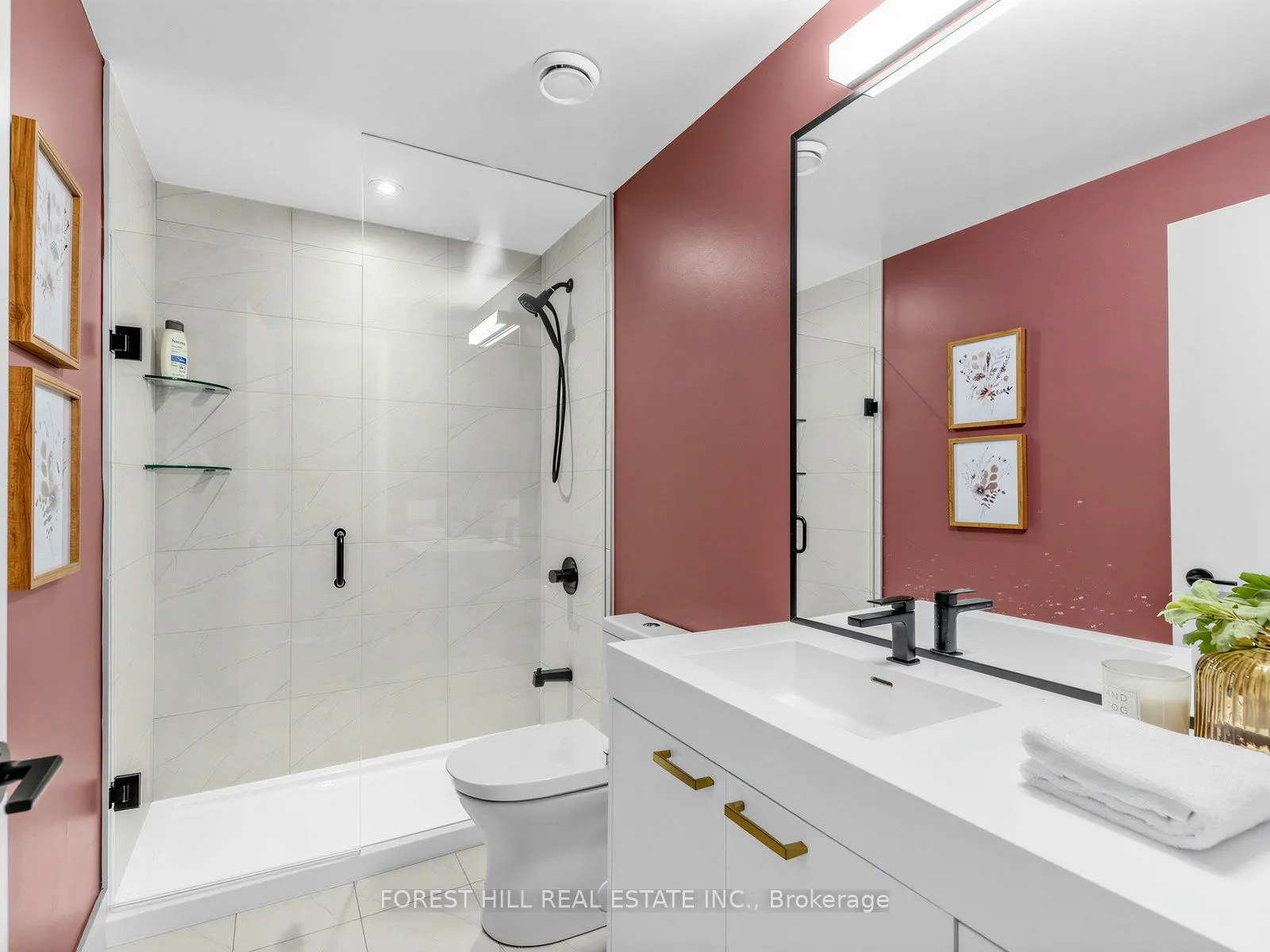 250 Lawrence Avenue W #810