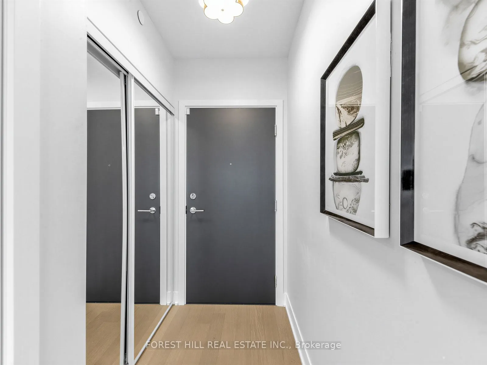 250 Lawrence Avenue W #810