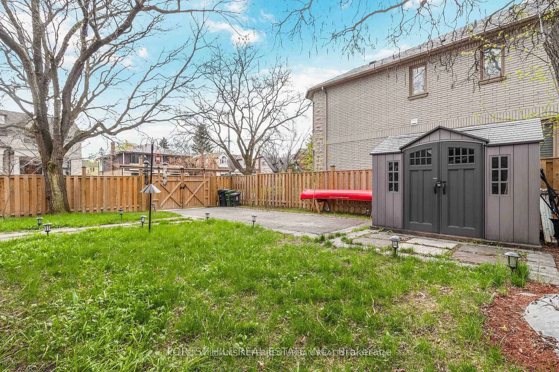 310 Senlac Road