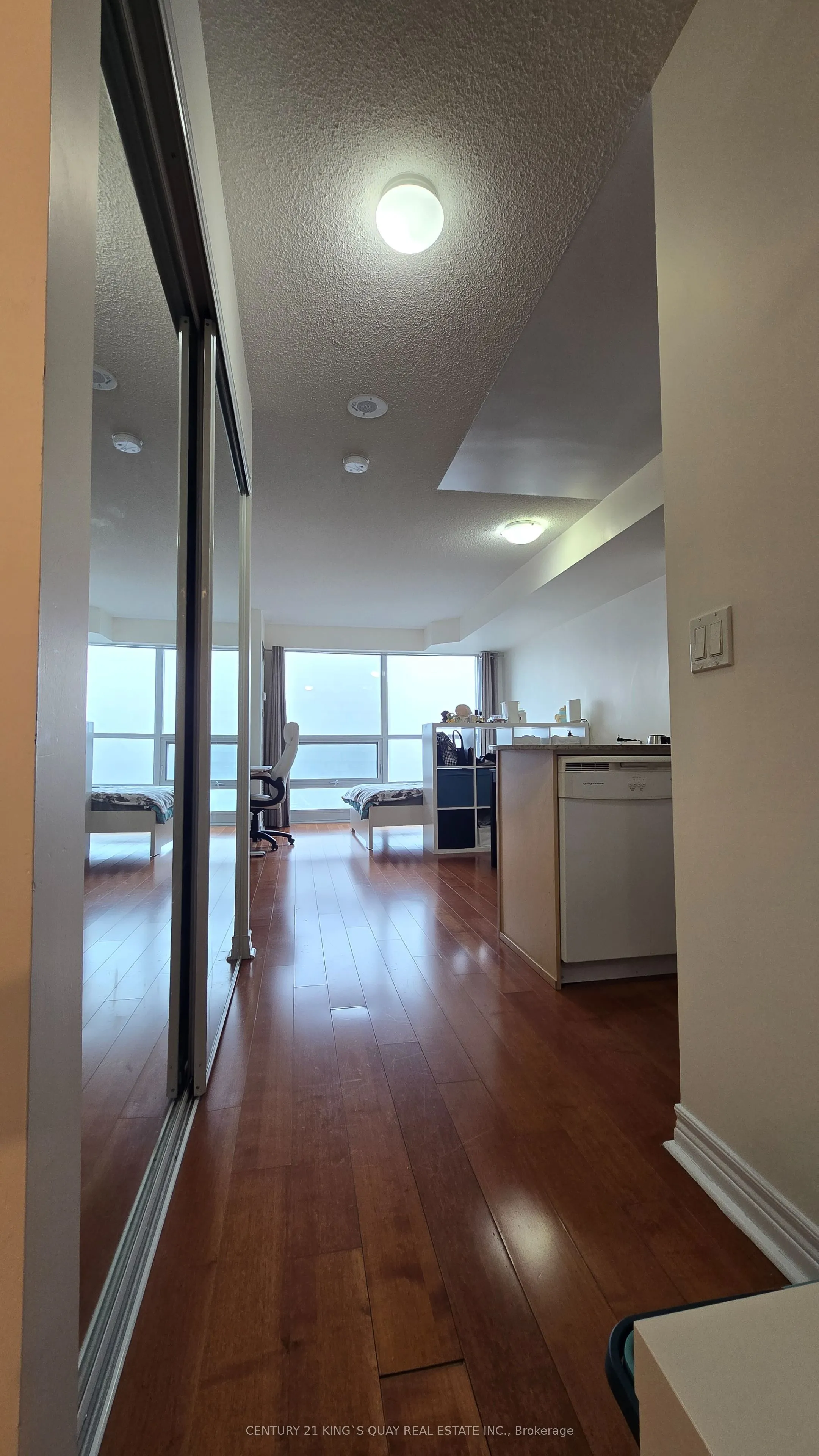 763 Bay Street #2714