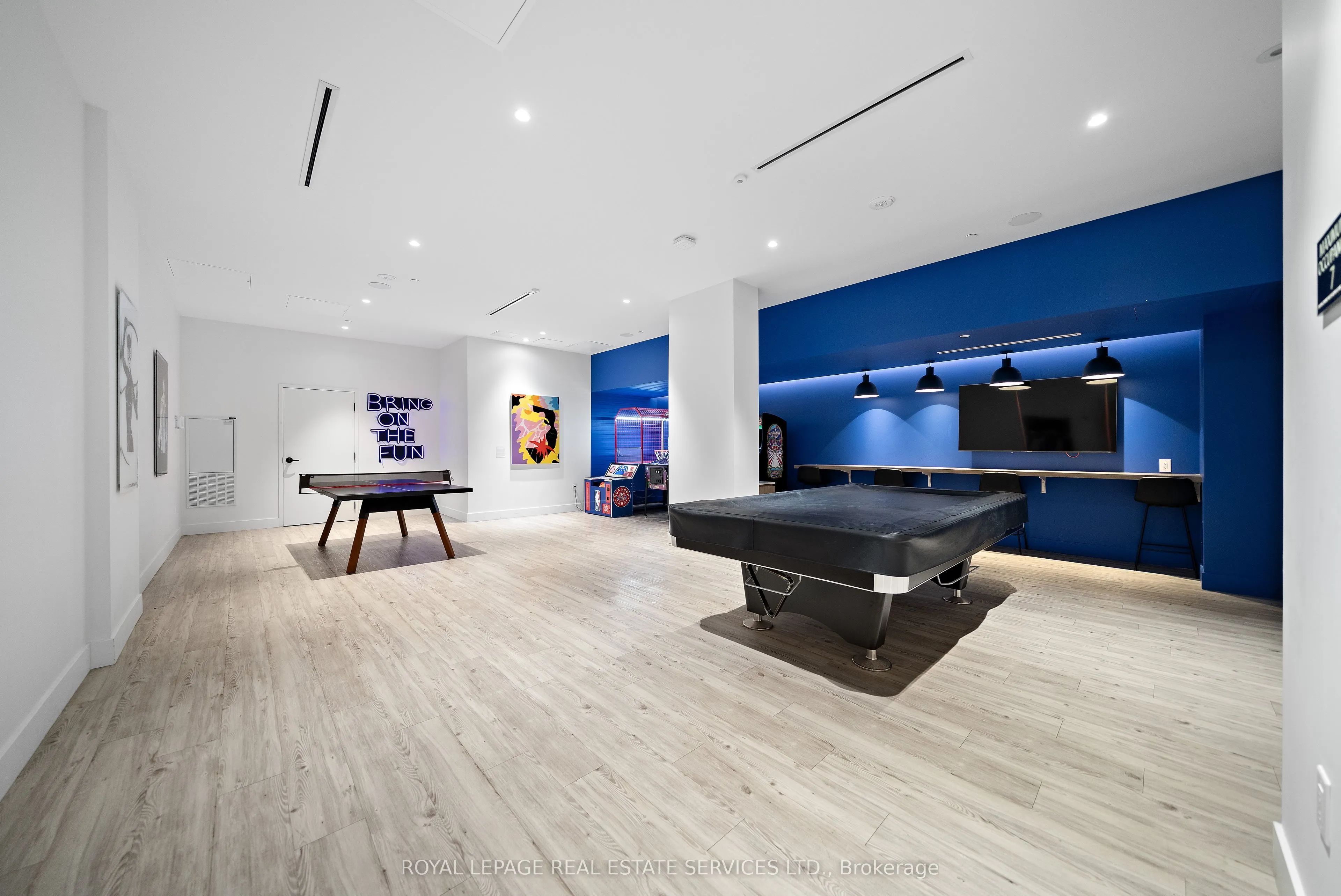 130 River Street #1411