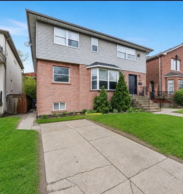 527 Glengarry Avenue