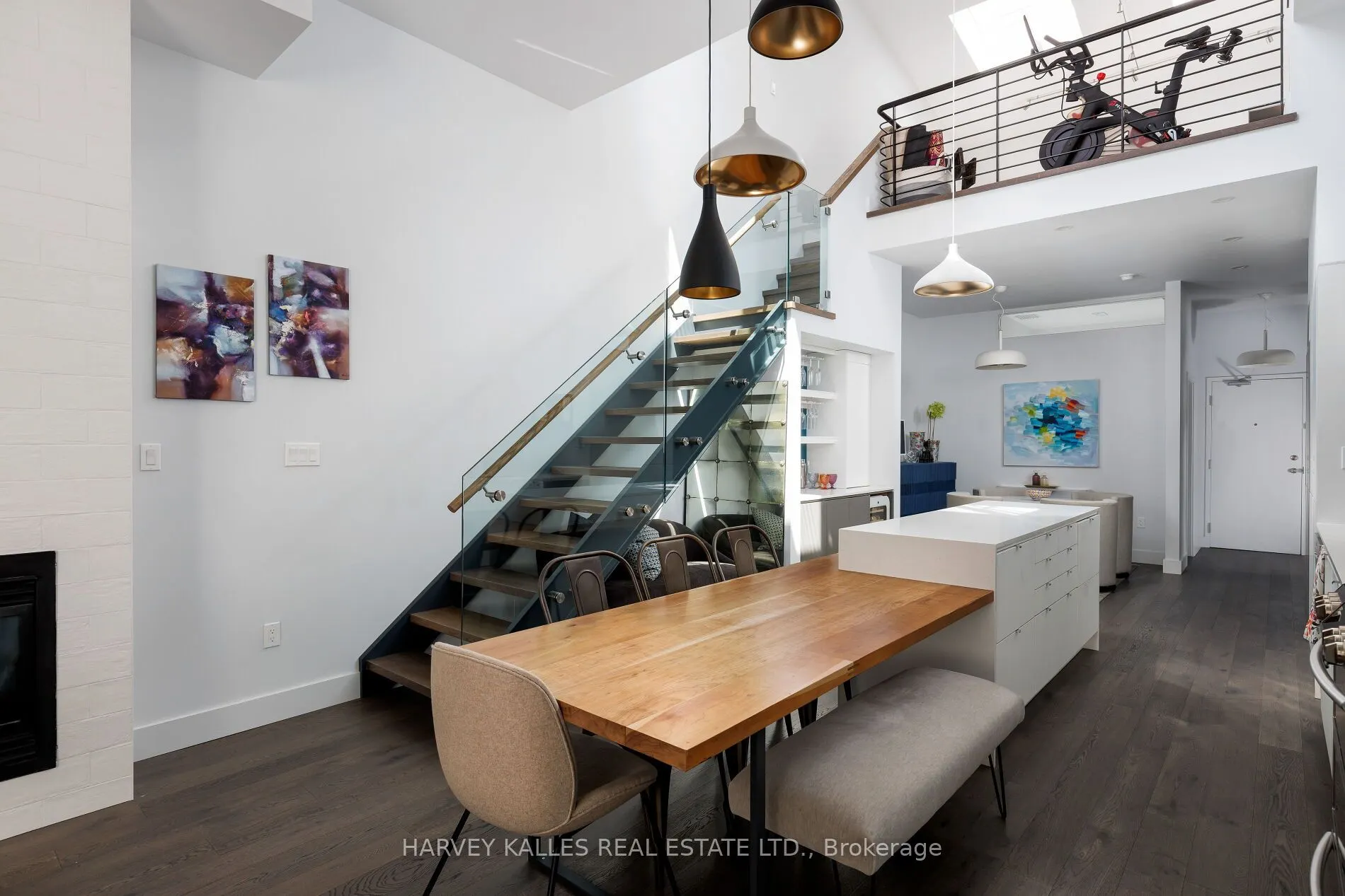 287 Richmond Street E #304