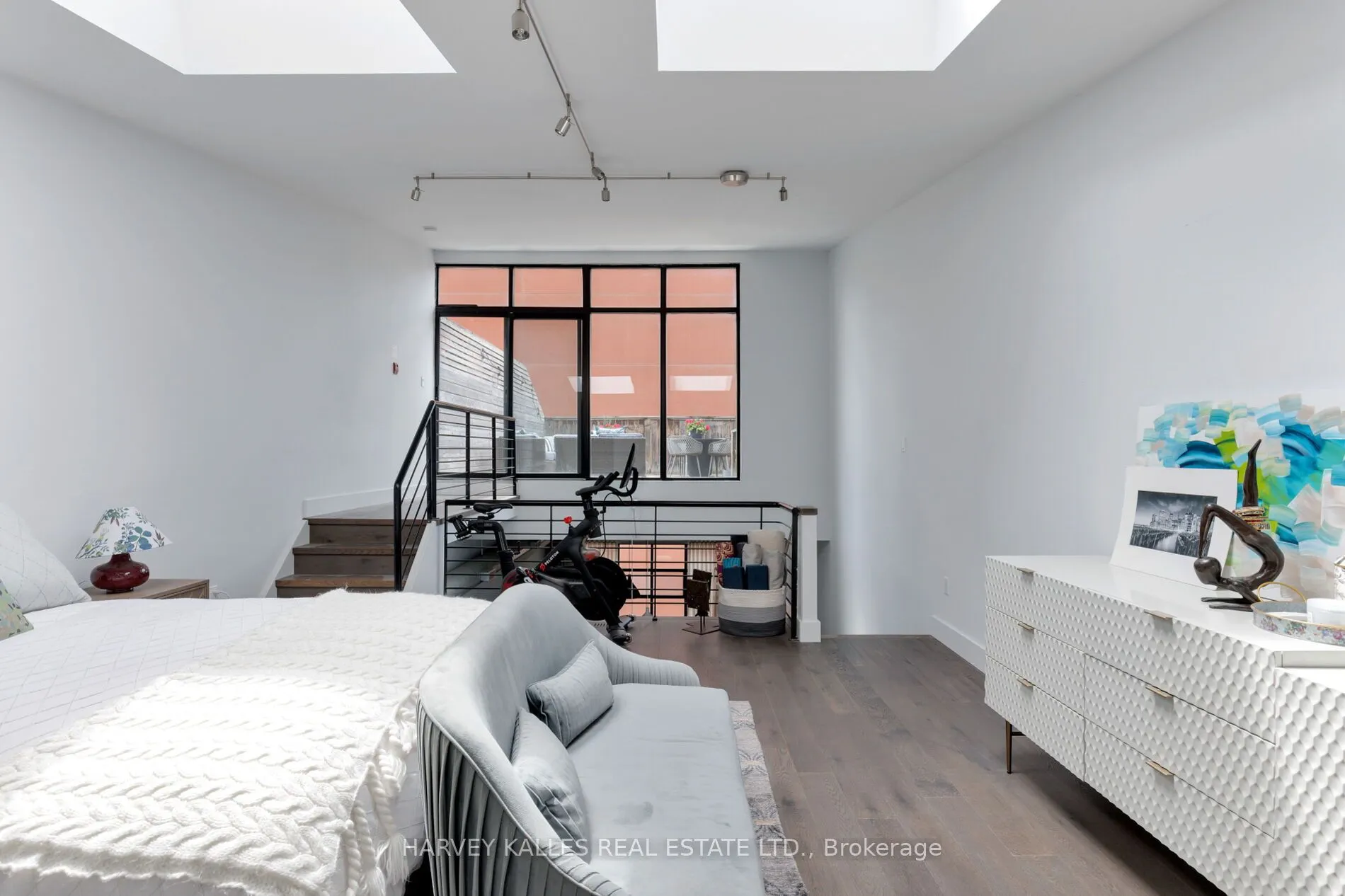 287 Richmond Street E #304
