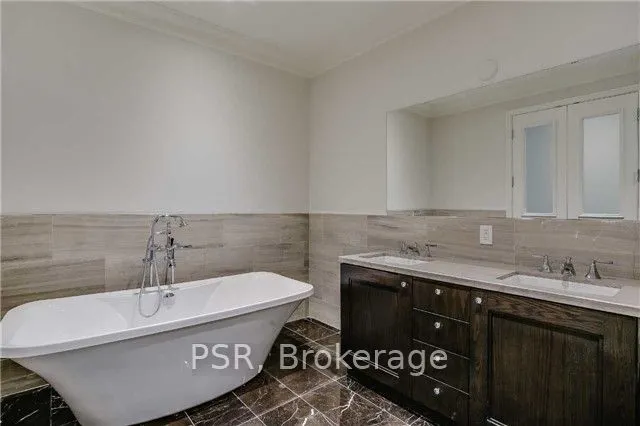 311 Bay Street #3901