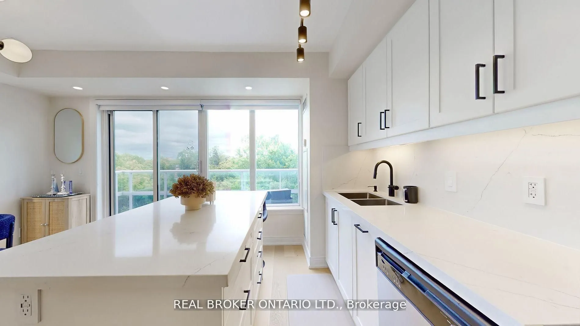 701 Sheppard Avenue W #415