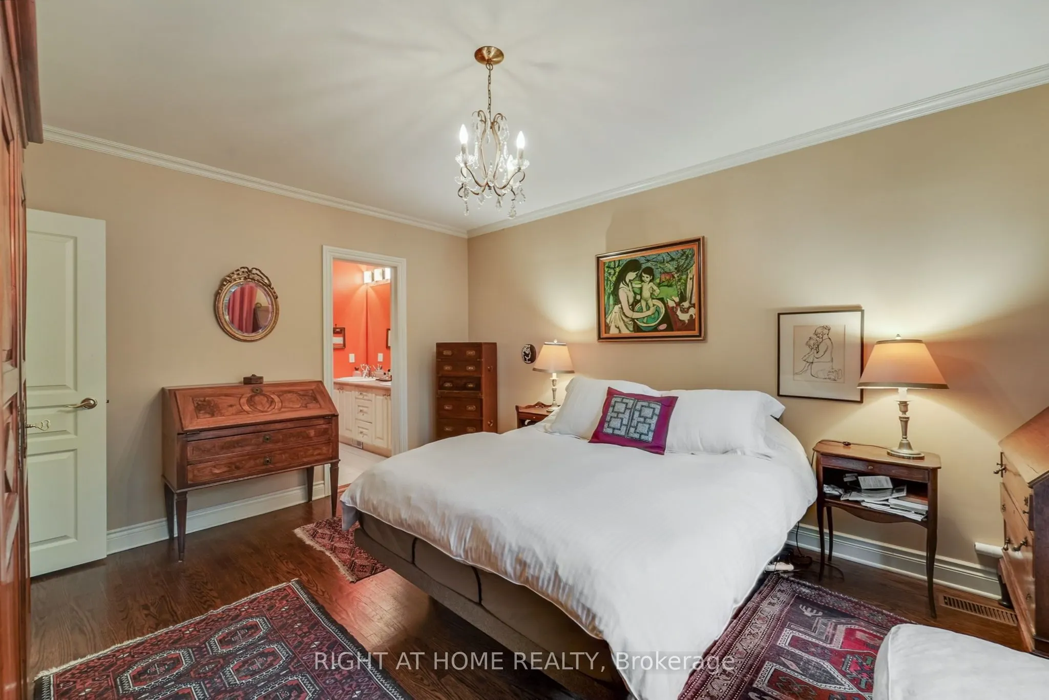 25 Clarendon Avenue