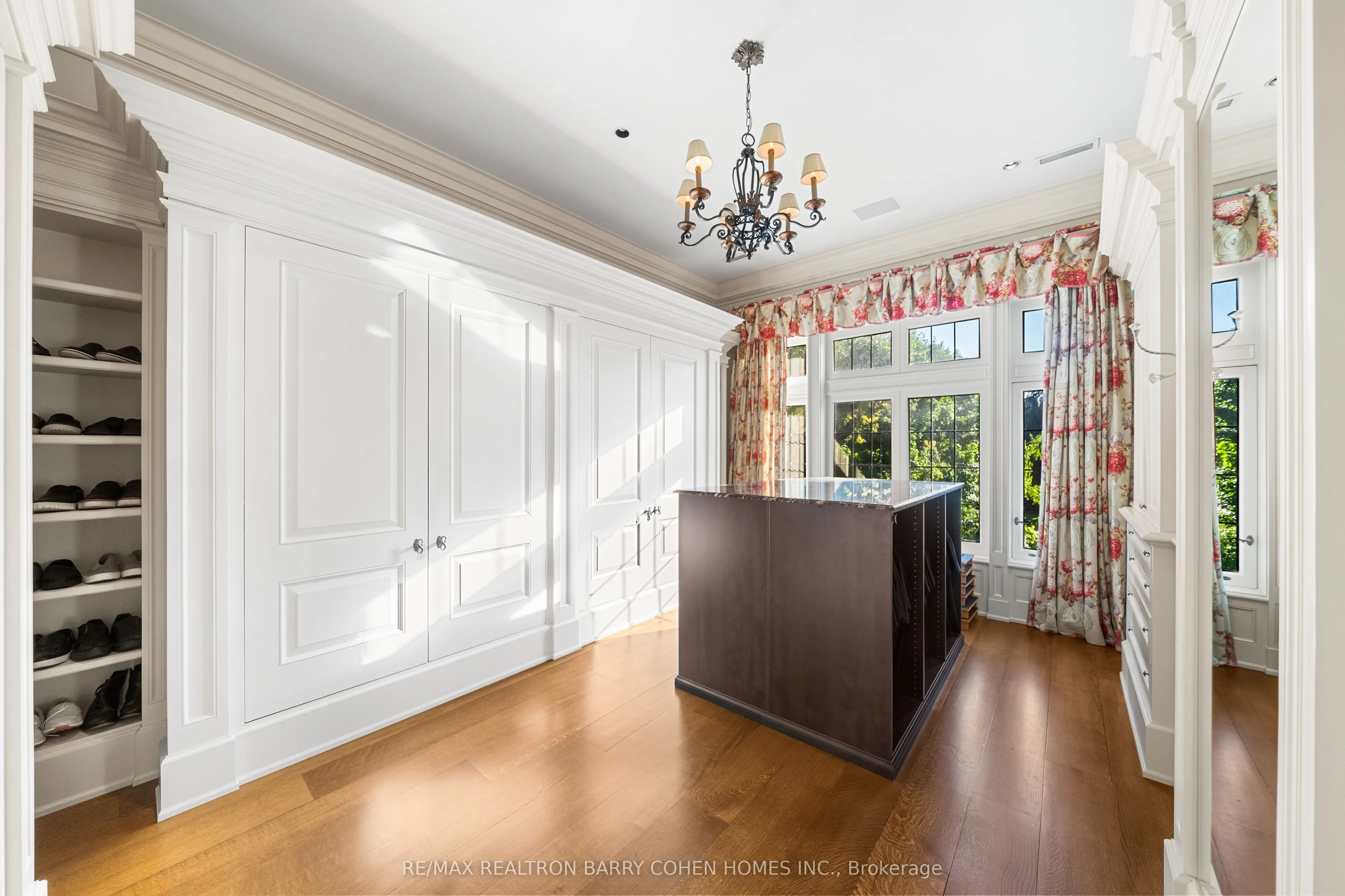 85 The Bridle Path