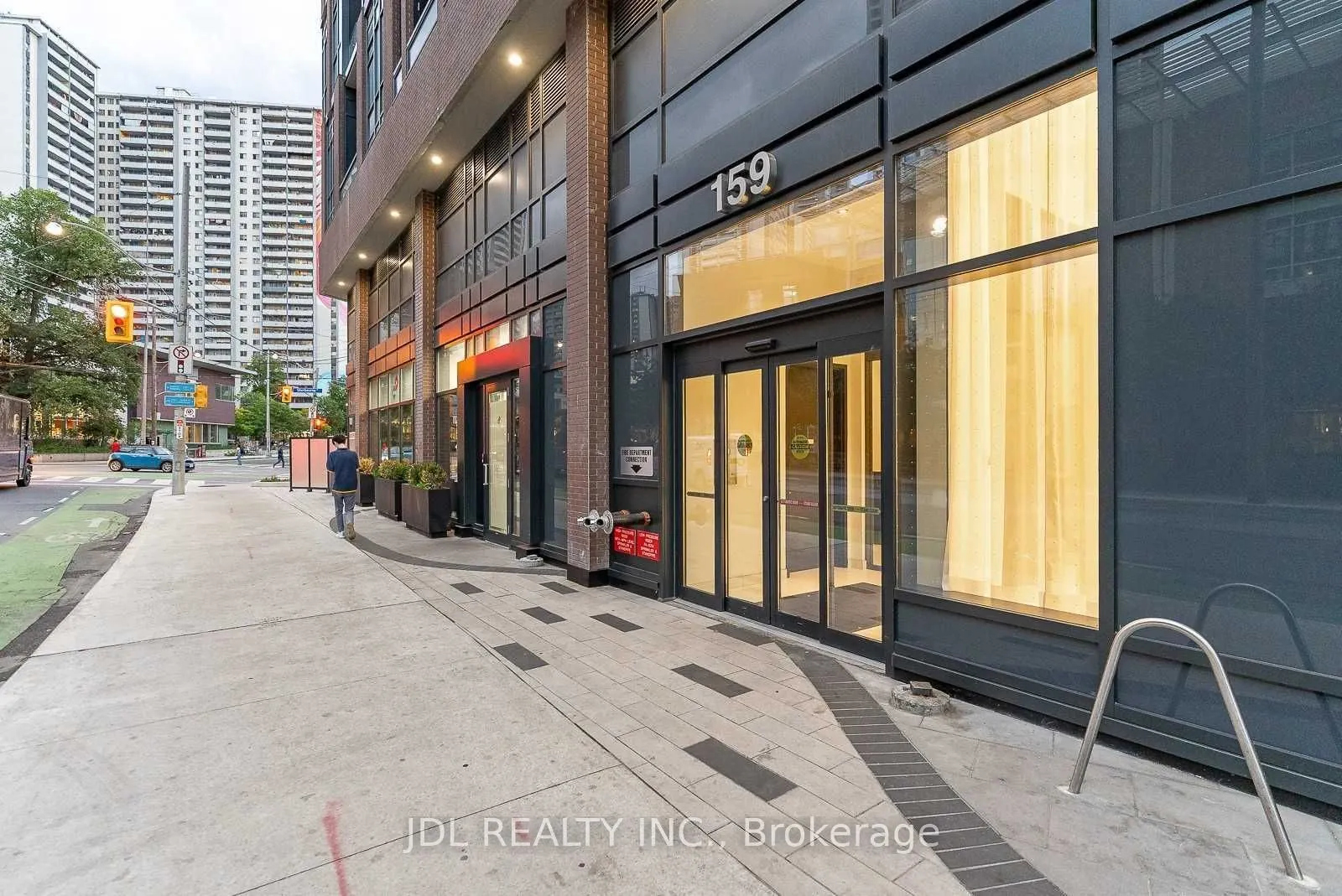 159 Wellesley Street E #1308