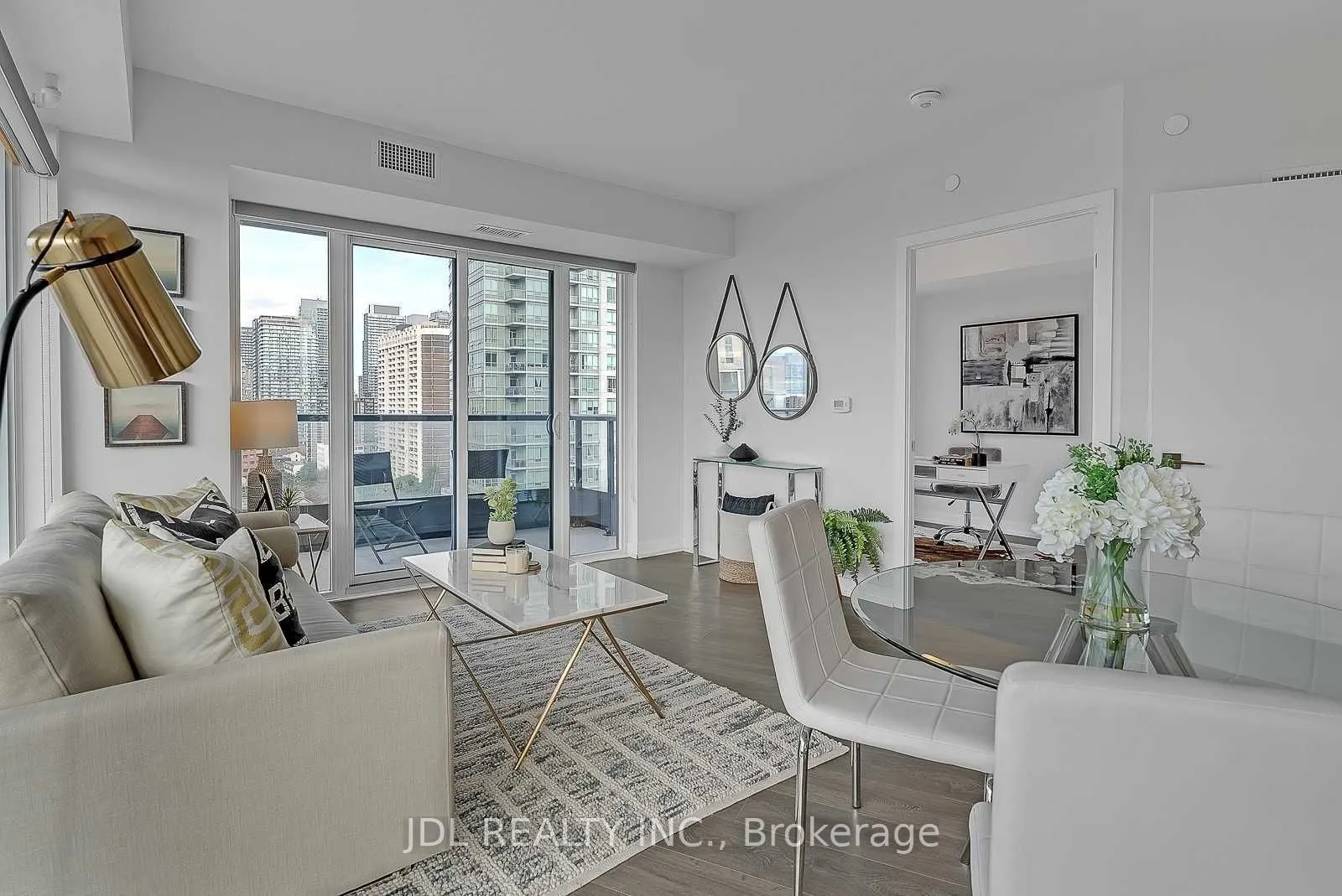 159 Wellesley Street E #1308