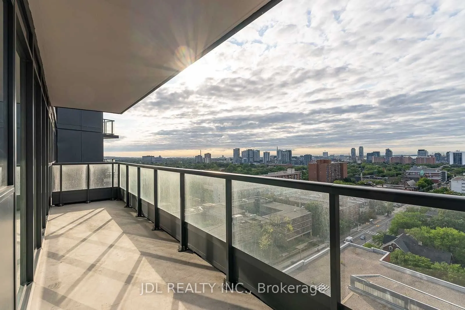 159 Wellesley Street E #1308