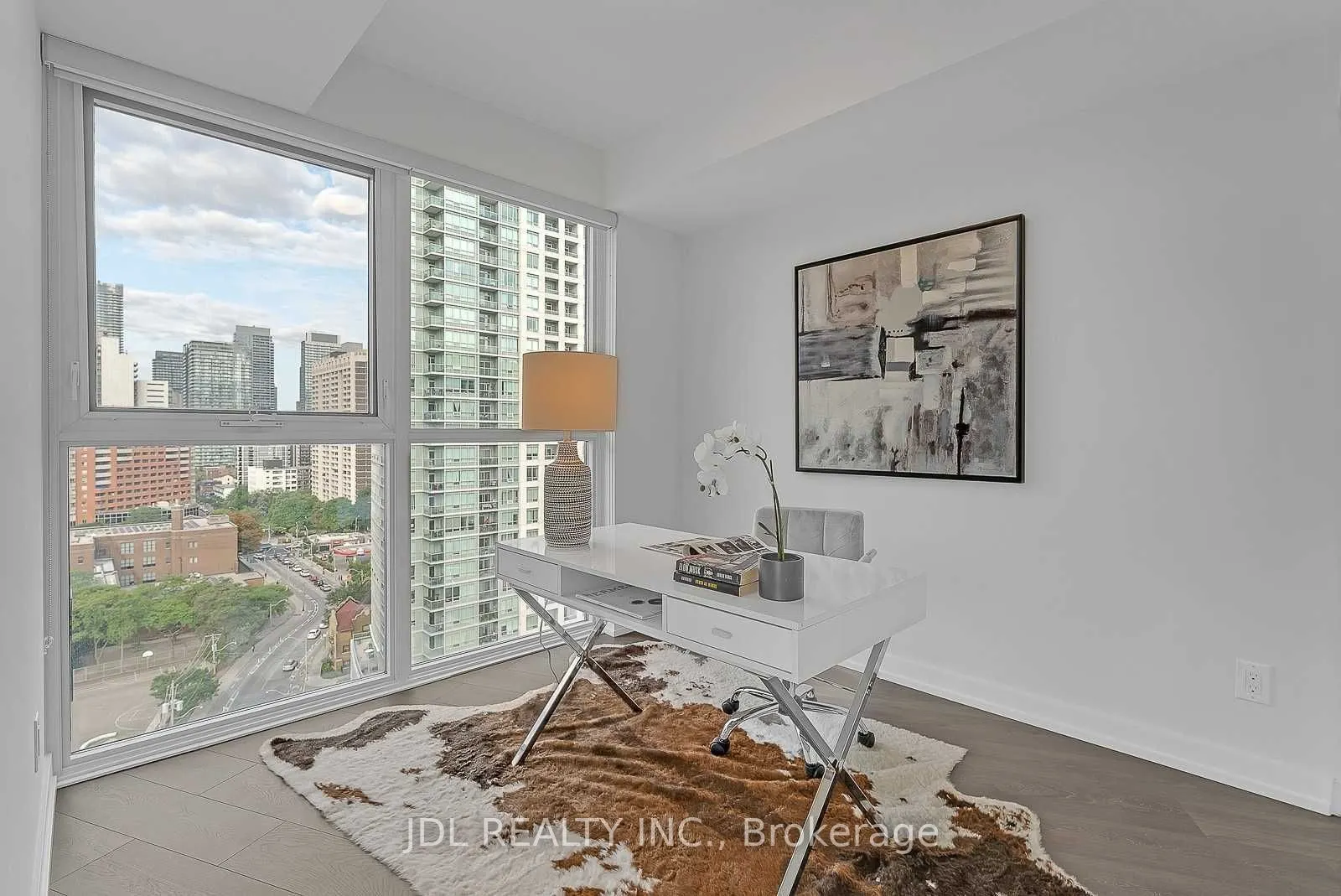 159 Wellesley Street E #1308