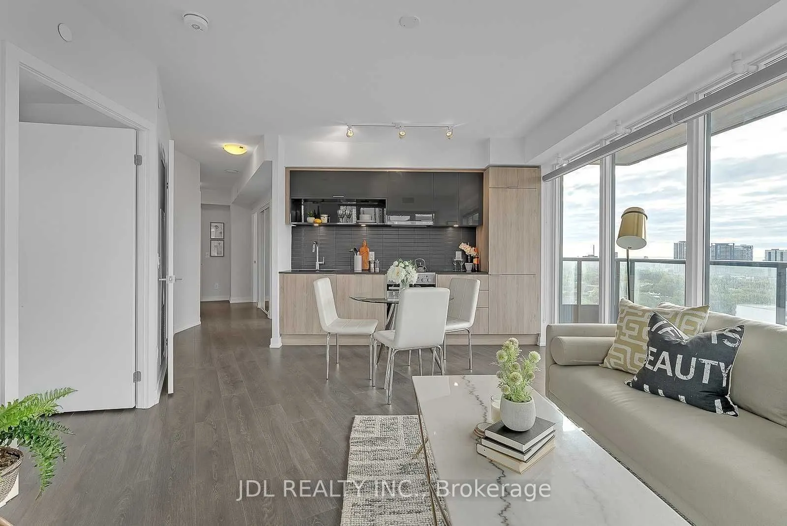 159 Wellesley Street E #1308