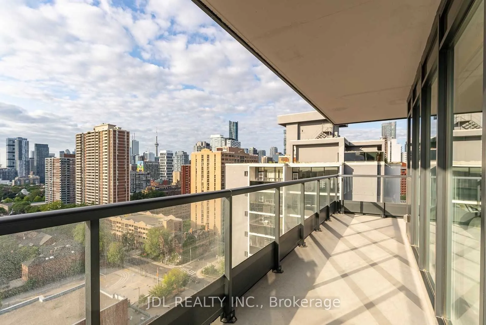 159 Wellesley Street E #1308
