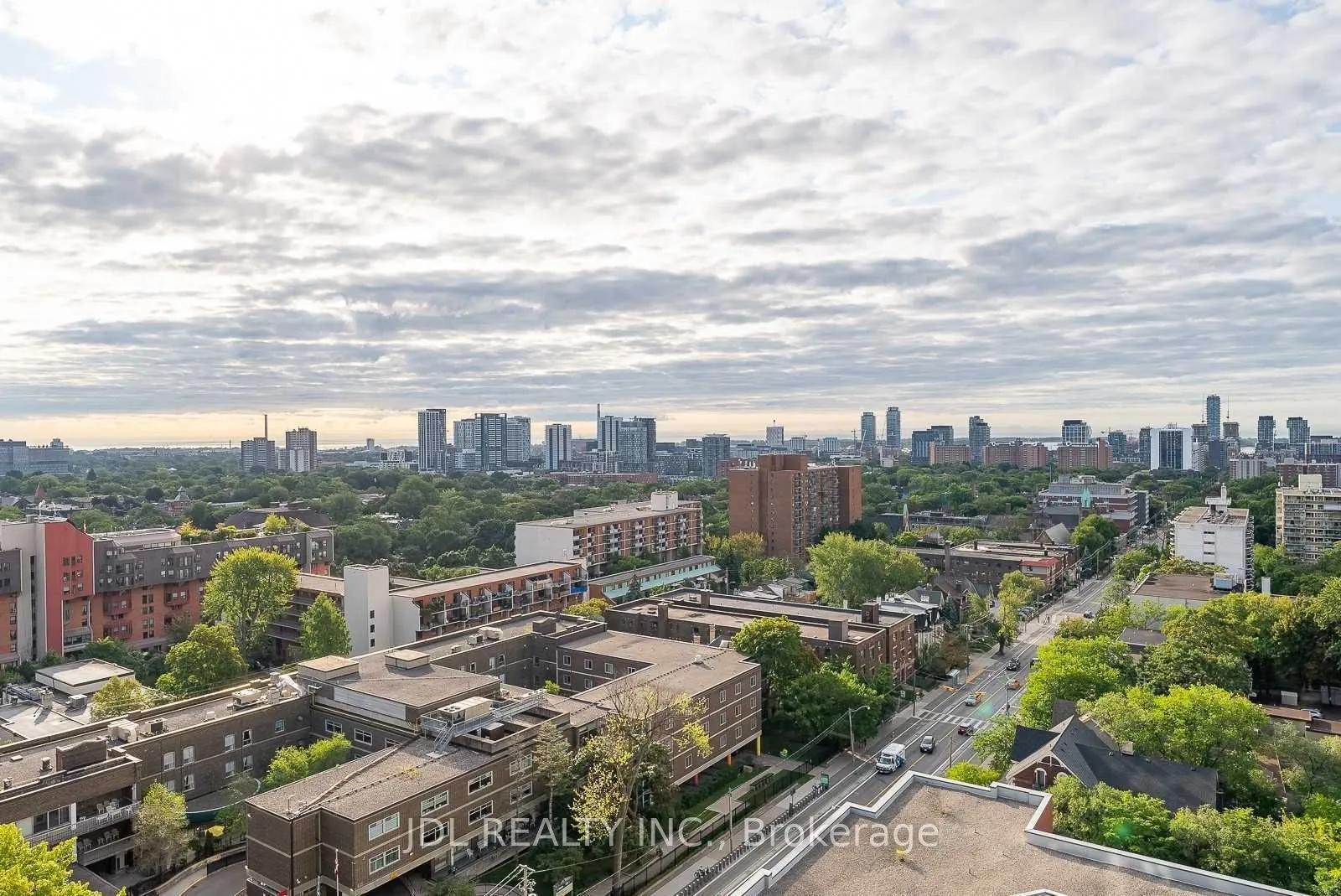 159 Wellesley Street E #1308