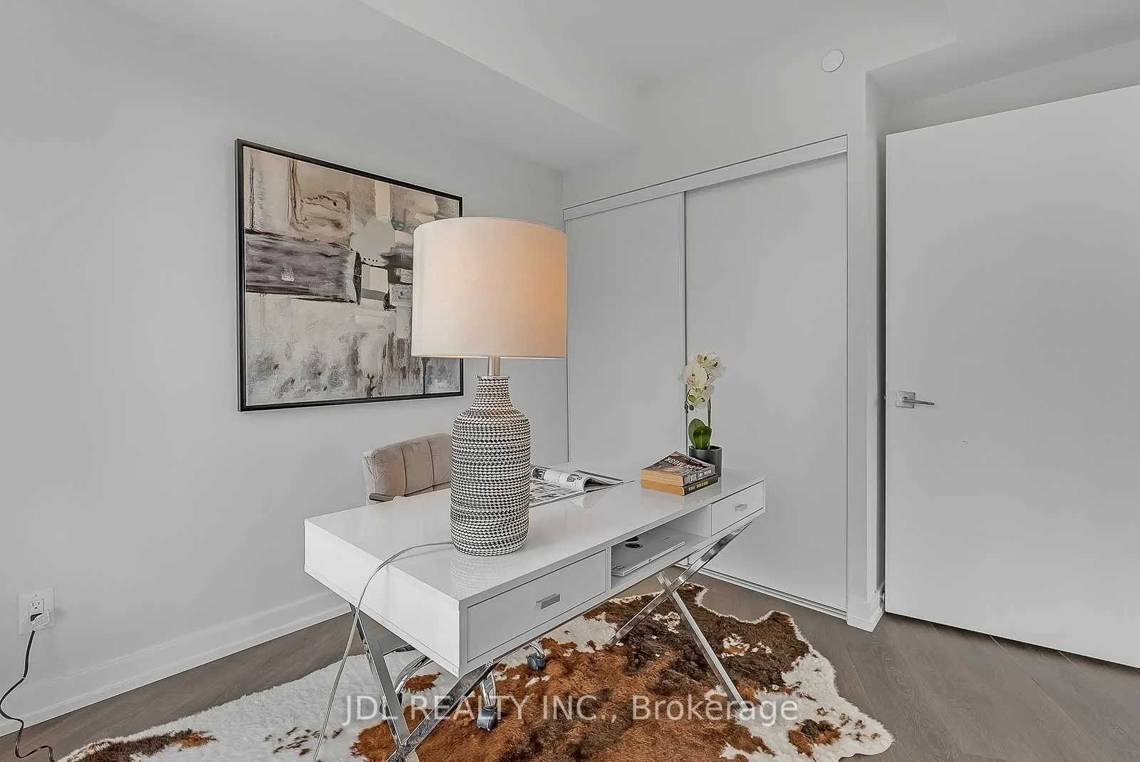 159 Wellesley Street E #1308