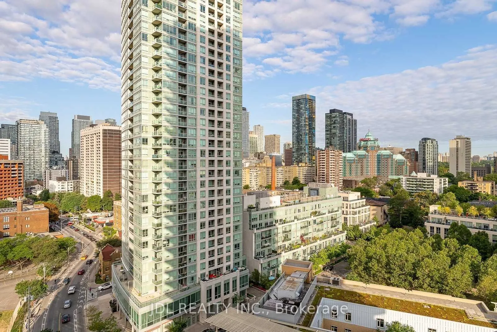 159 Wellesley Street E #1308
