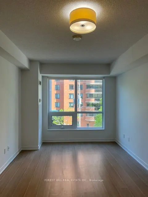320 Tweedsmuir Avenue #209